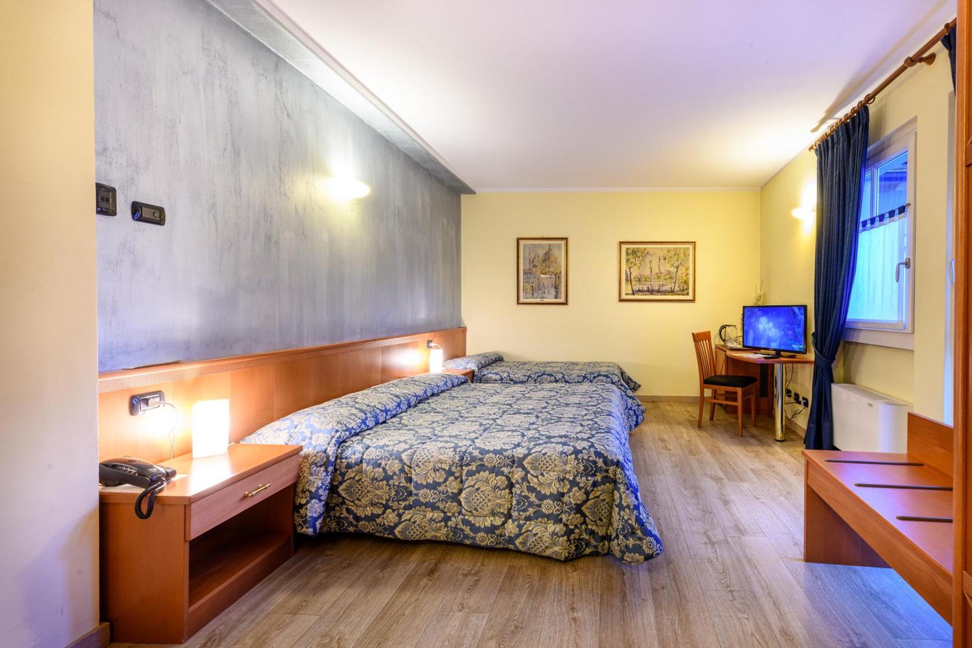 Hotel Garni Le Corti Grosotto Ngoại thất bức ảnh