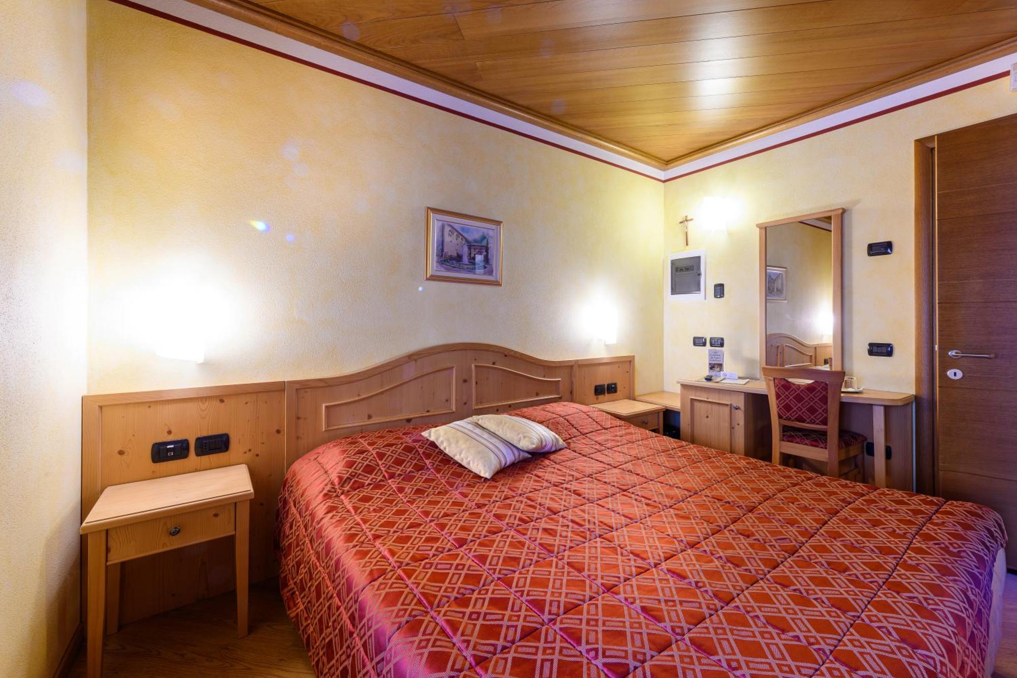 Hotel Garni Le Corti Grosotto Ngoại thất bức ảnh