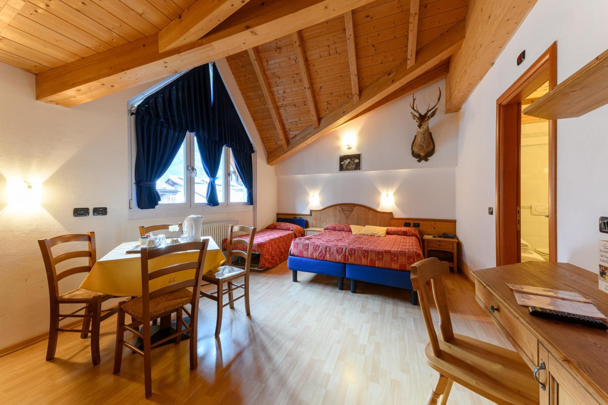 Hotel Garni Le Corti Grosotto Ngoại thất bức ảnh